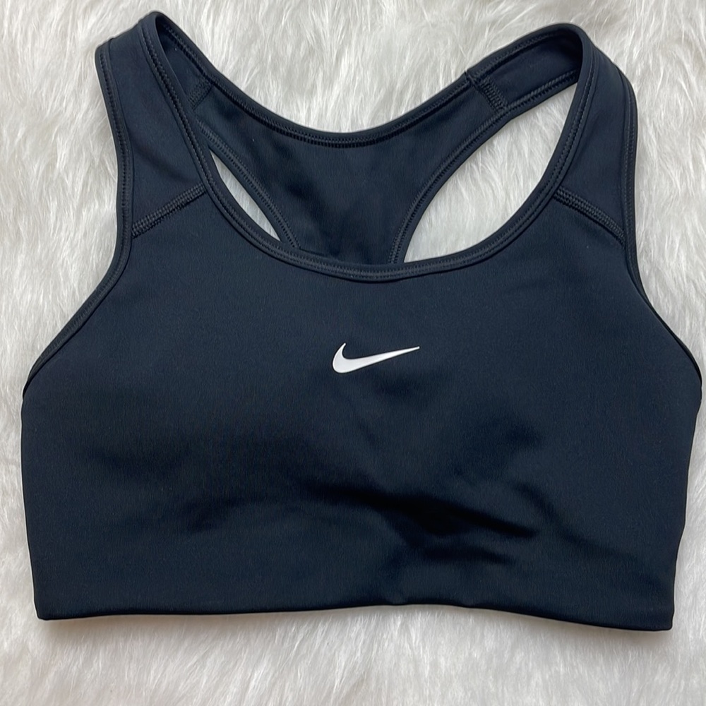 Nike Swoosh Womens Size S Medium-support 1-piece Pad Sports Bra BV3636-010